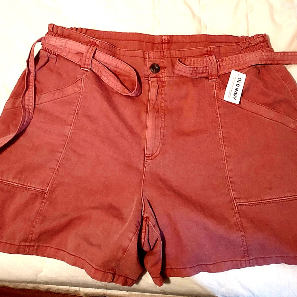 Old Navy women's High waist Shorts